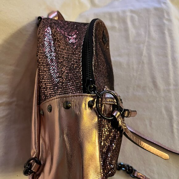Victorias Secret Rose-Gold ‘Sequin’ Adjustable Backpack Purse* - Picture 4 of 9